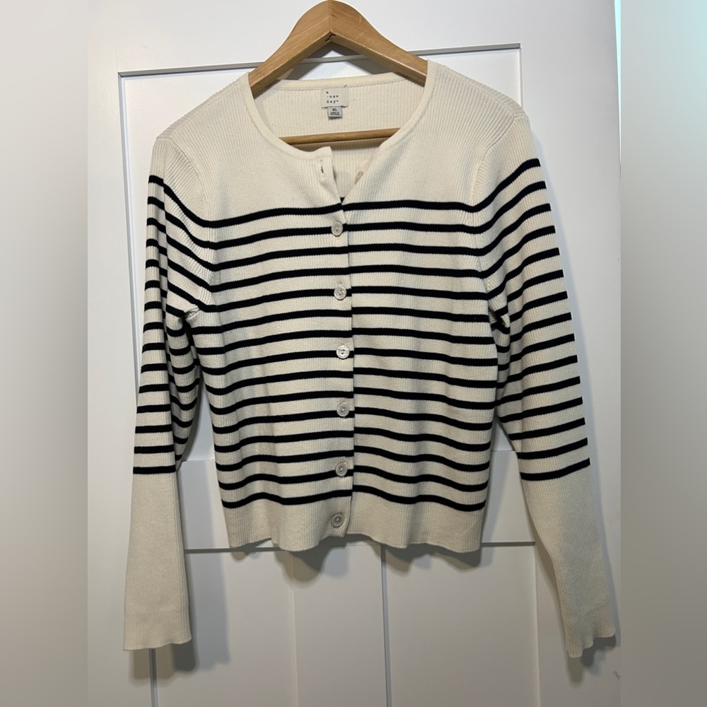 Classic, Preppy Cardigan